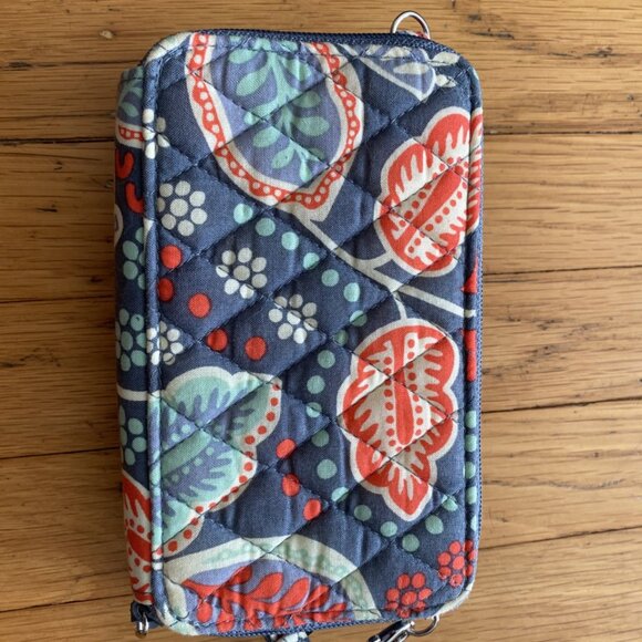 New without tags Vera Bradley Nomadic Floral All In One Crossbody Wallet Bag - Picture 2 of 5